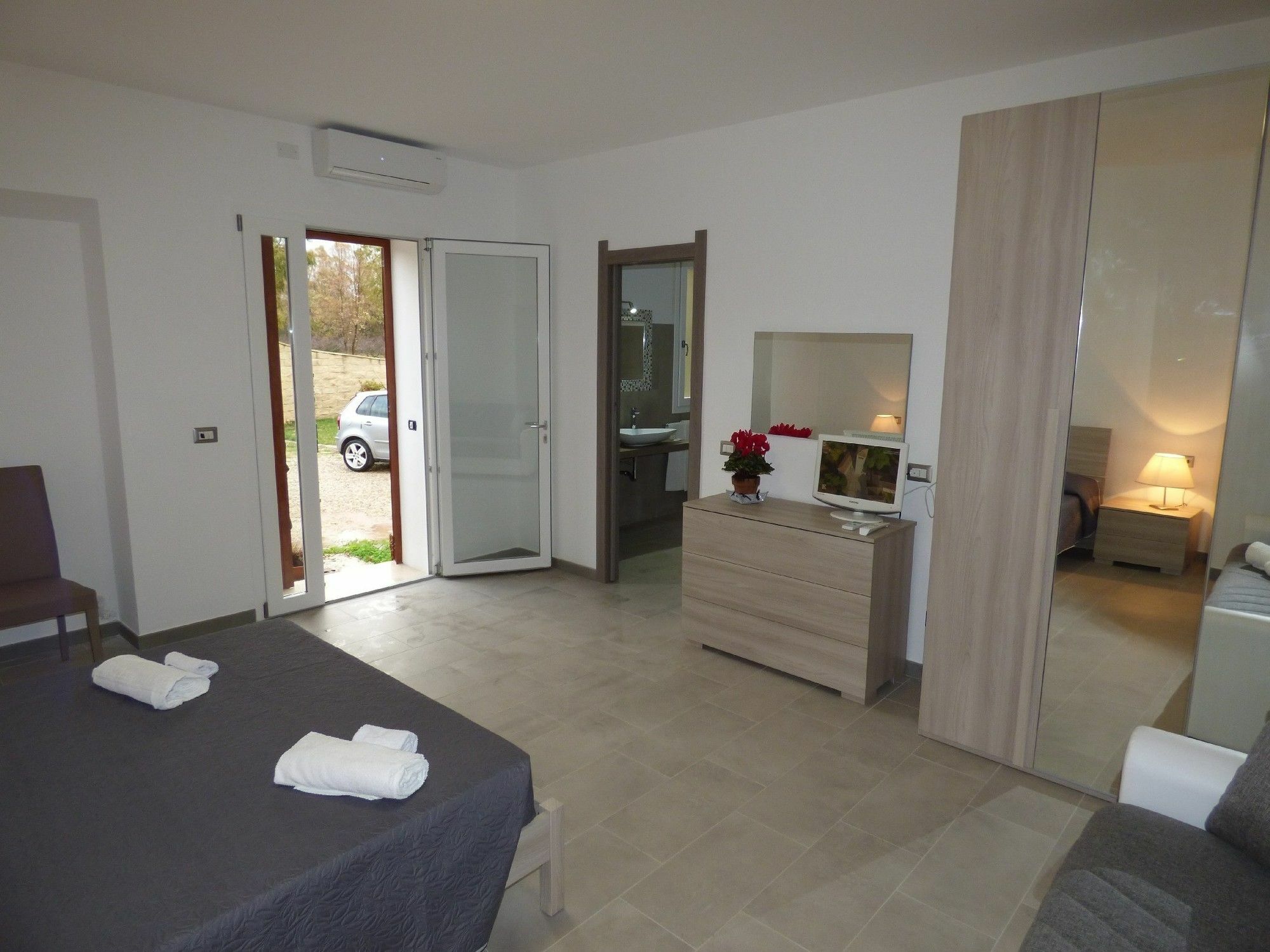 B&B Fiori Di Pesco Фертилия Экстерьер фото