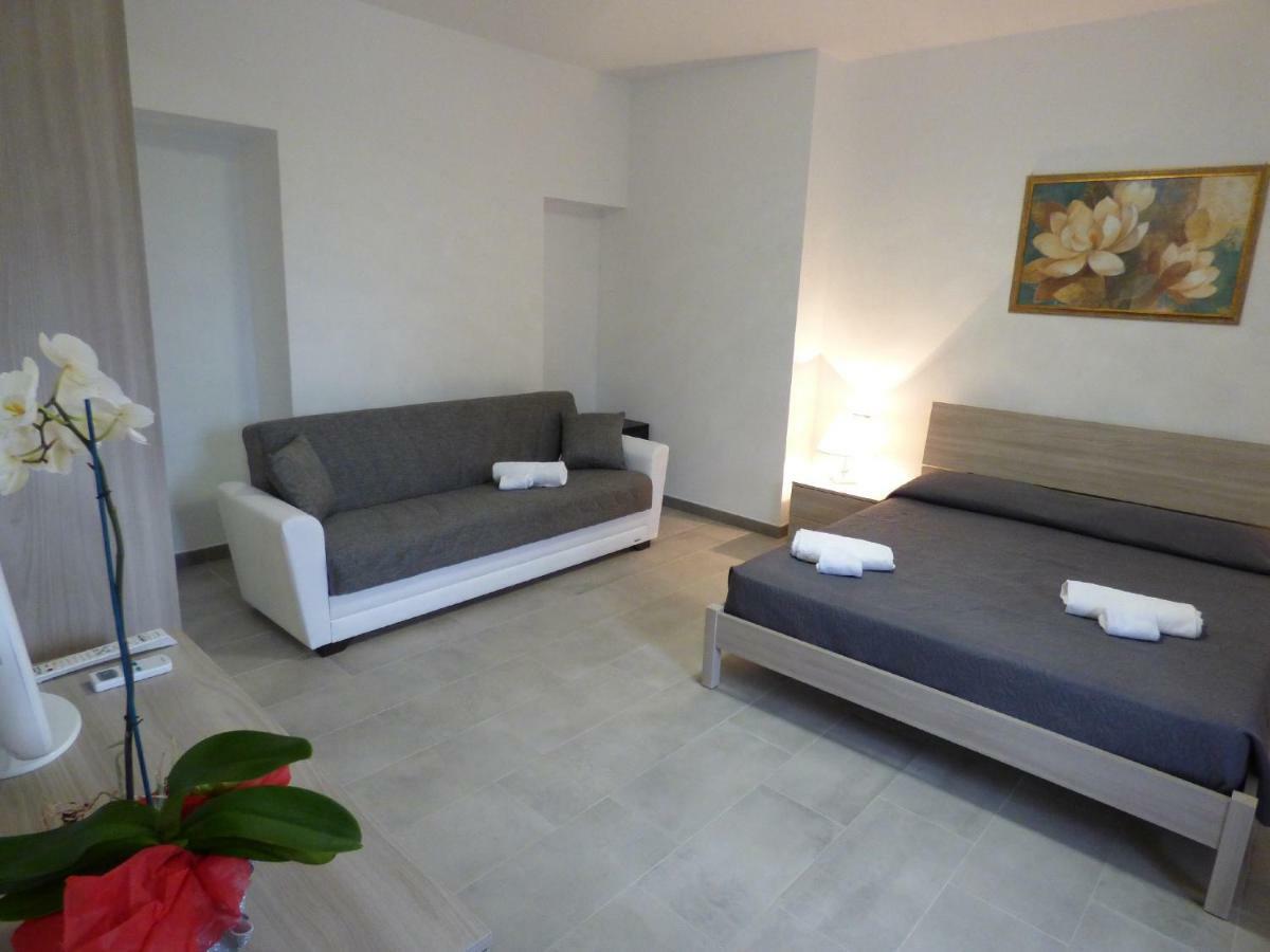 B&B Fiori Di Pesco Фертилия Экстерьер фото