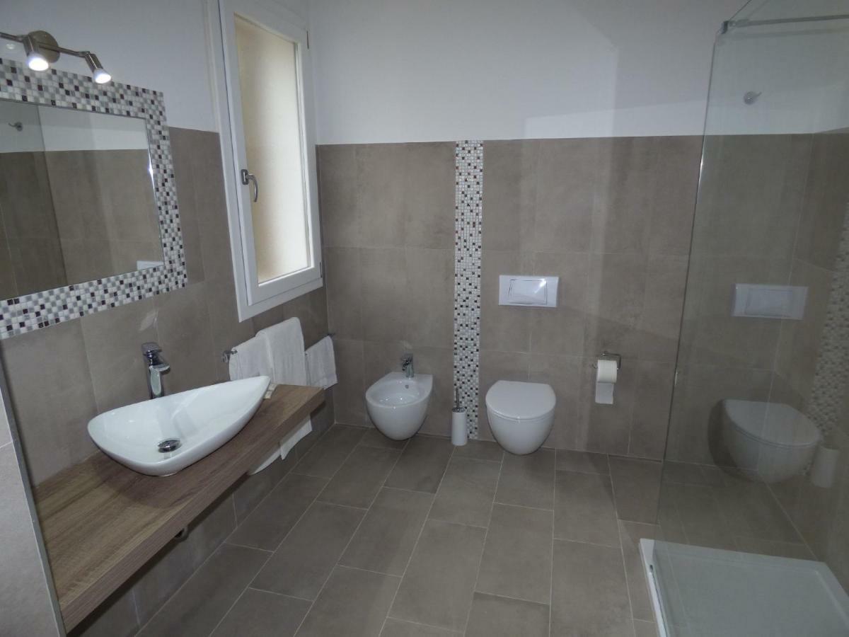B&B Fiori Di Pesco Фертилия Экстерьер фото