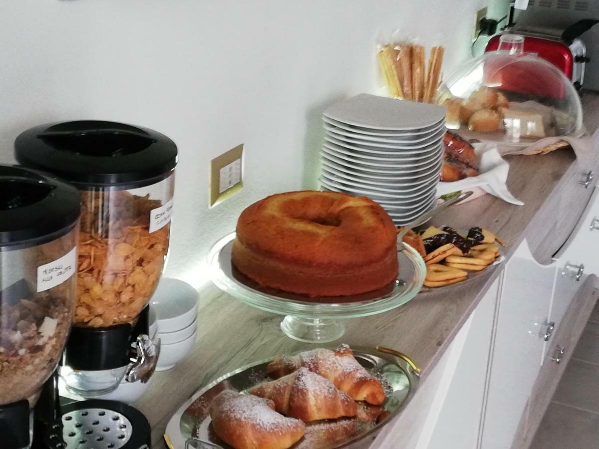 B&B Fiori Di Pesco Фертилия Экстерьер фото
