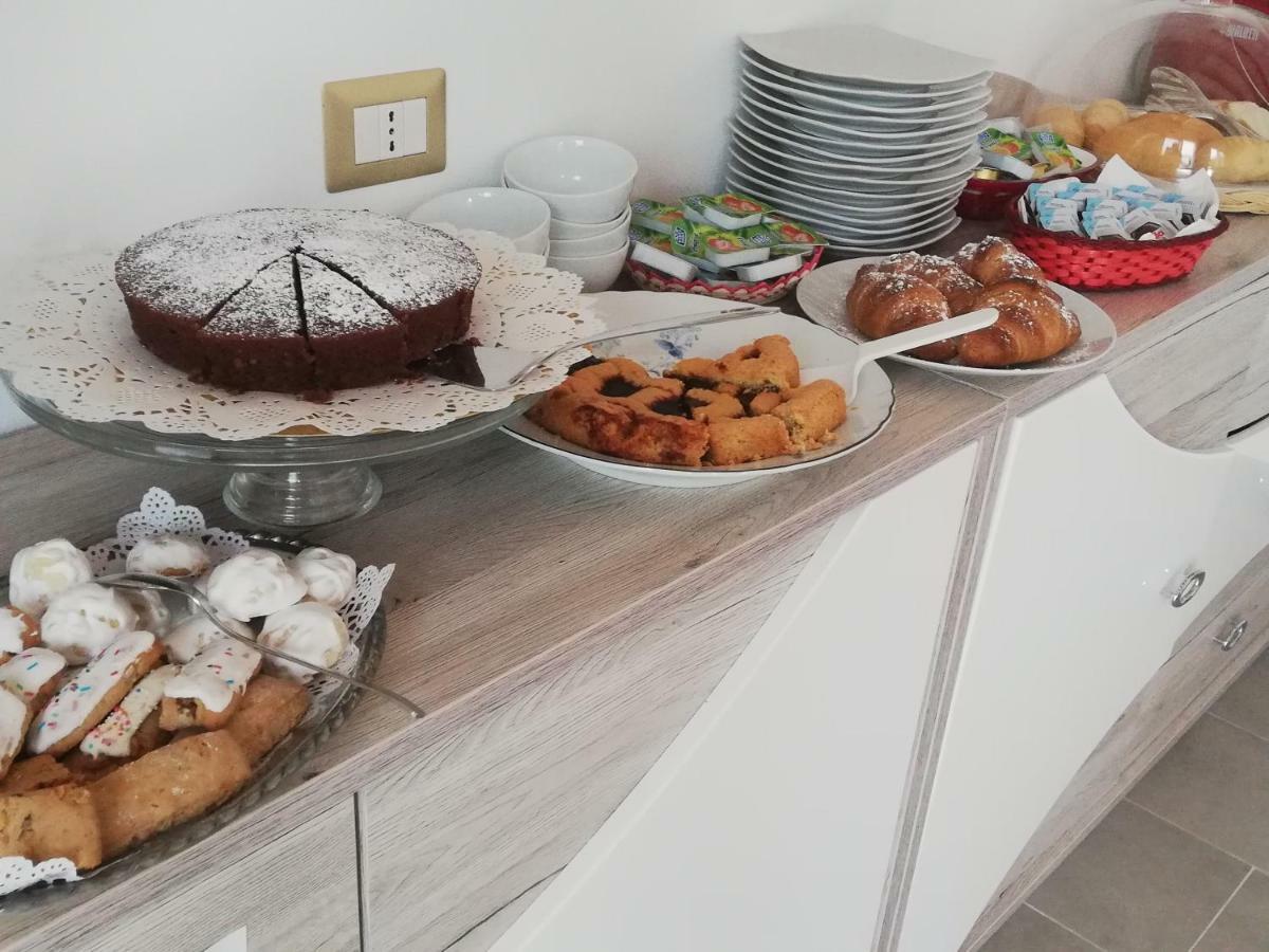 B&B Fiori Di Pesco Фертилия Экстерьер фото